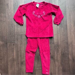 Oshkosh B'Gosh VTG  Girls Two Piece Red Velvet Pants and Shirt Size 4T Christmas